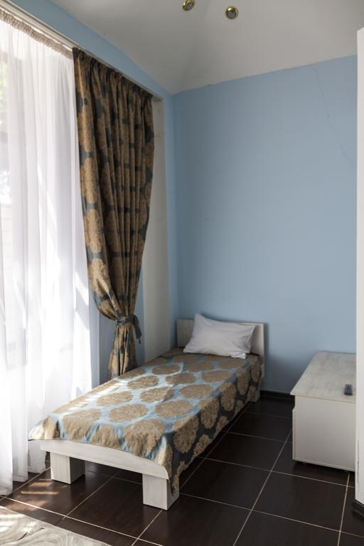 מלון אלמטי Tiflis חדר תמונה